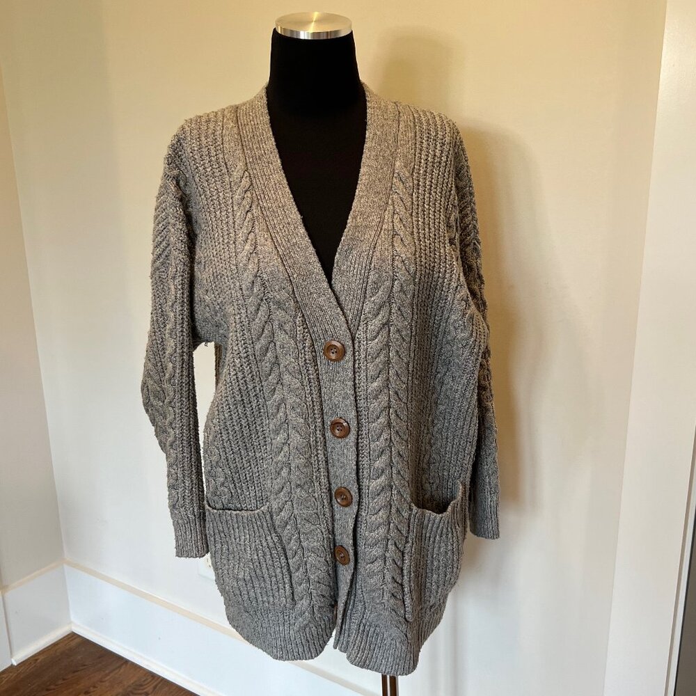Kerisma chunky cable knit cardigan sz S/M in gray